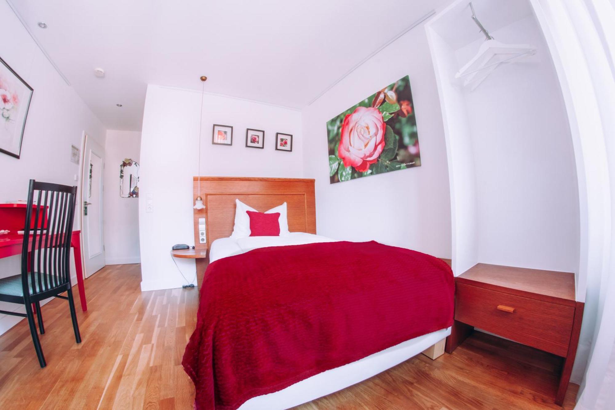 Hotel Zum Ochsen Oberstenfeld المظهر الخارجي الصورة